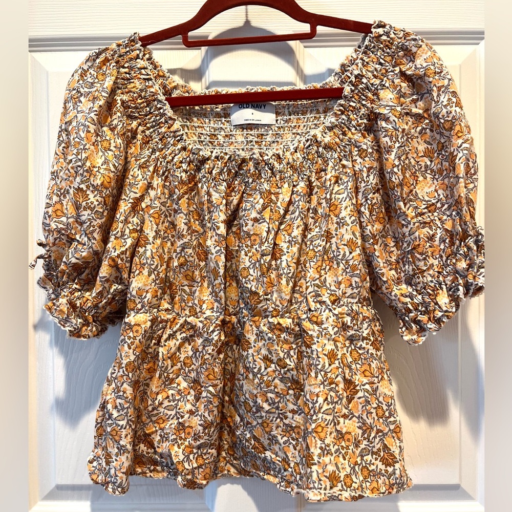 Old Navy Floral Peplum Blouse